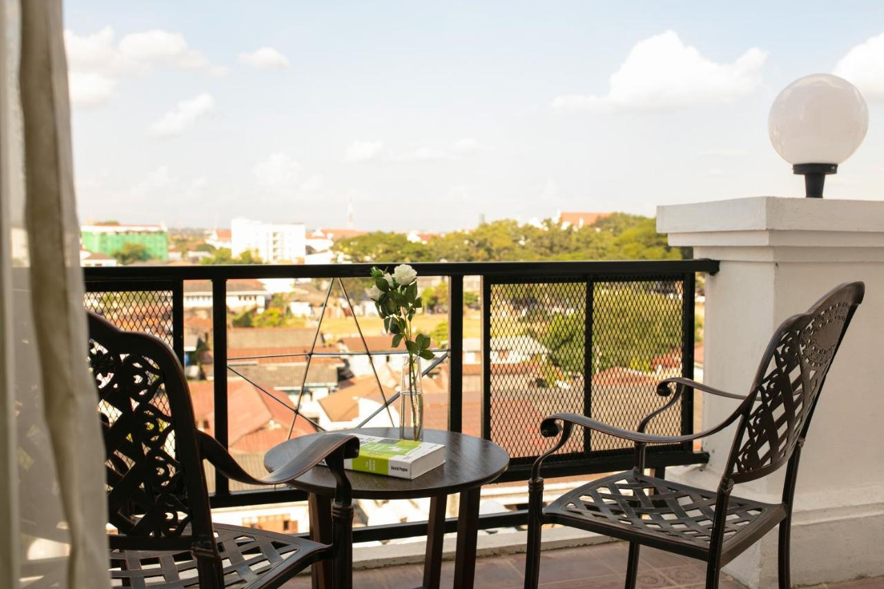 Azalea Parkview Hotel Vientiane Luaran gambar